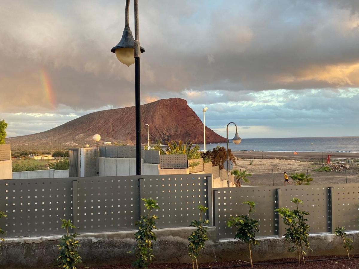 A Beautiful Apartment With A Beach View - La Tejita - El Medano Buitenkant foto